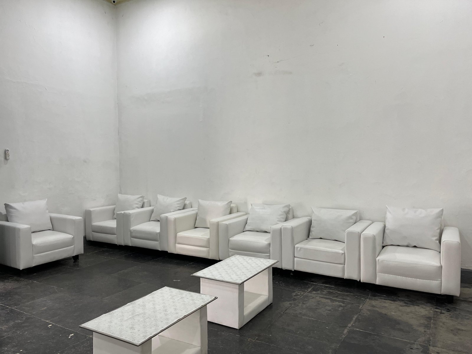 Sewa Sofa di Tanah Sareal Bogor? Jaminan Kualitas Terbaik di Tahun 2025!