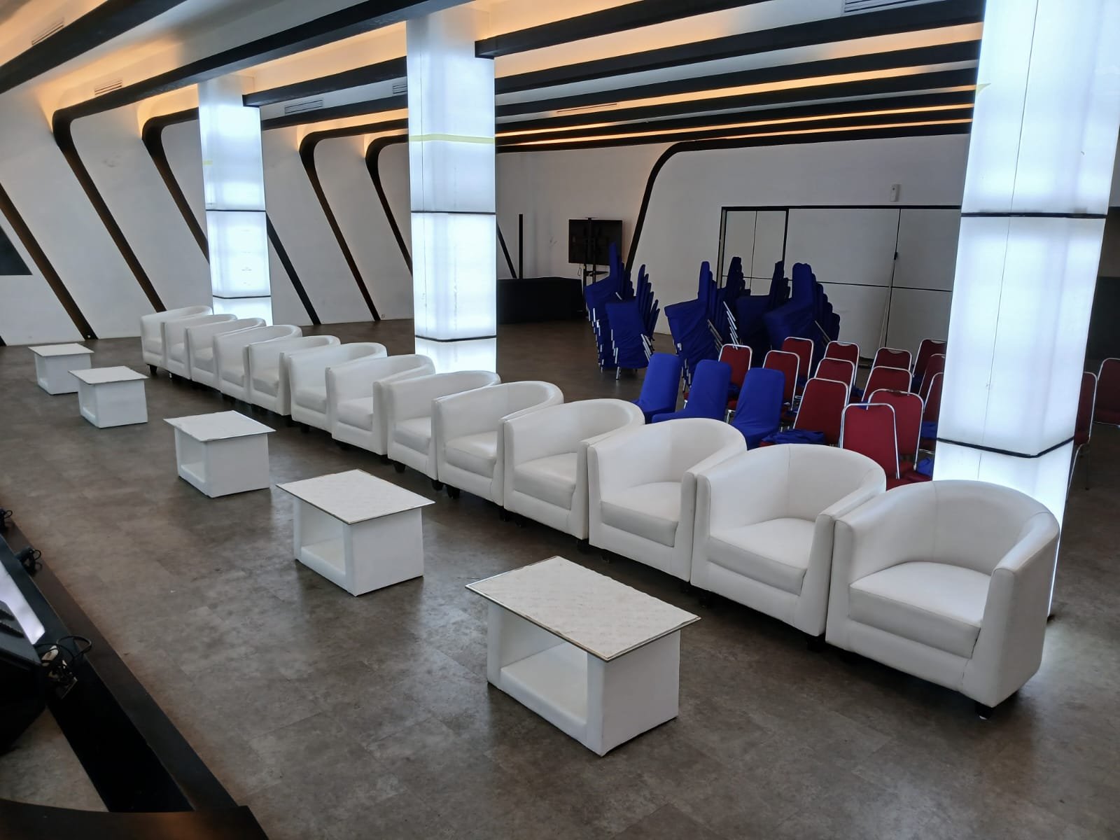 Sewa Sofa di Cimanggis Depok? Jaminan Kualitas Terbaik di Tahun 2025!