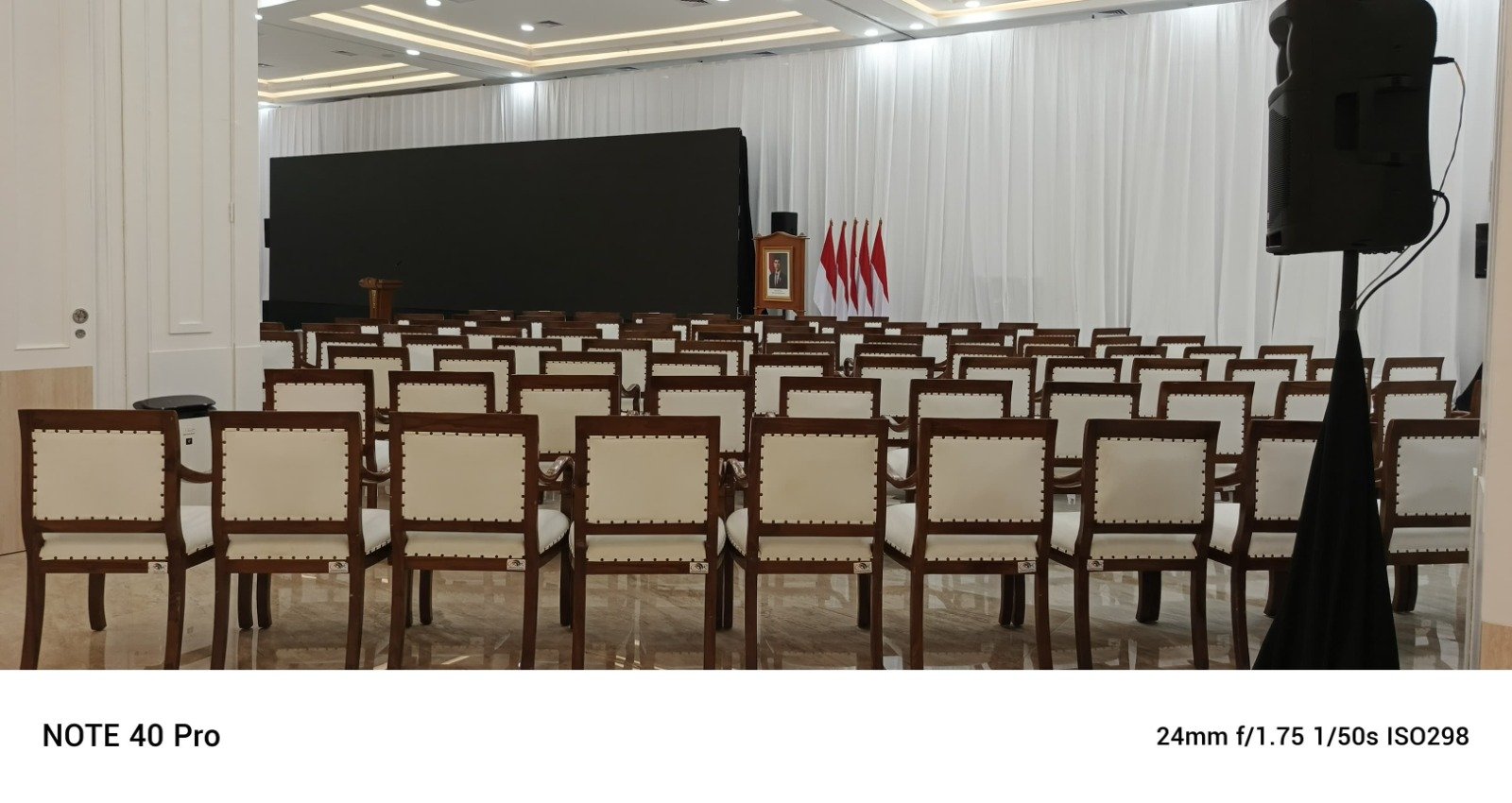 Sewa Kursi di Metropolitan Mall Bekasi – Bekasi | Rental Jabodetabek