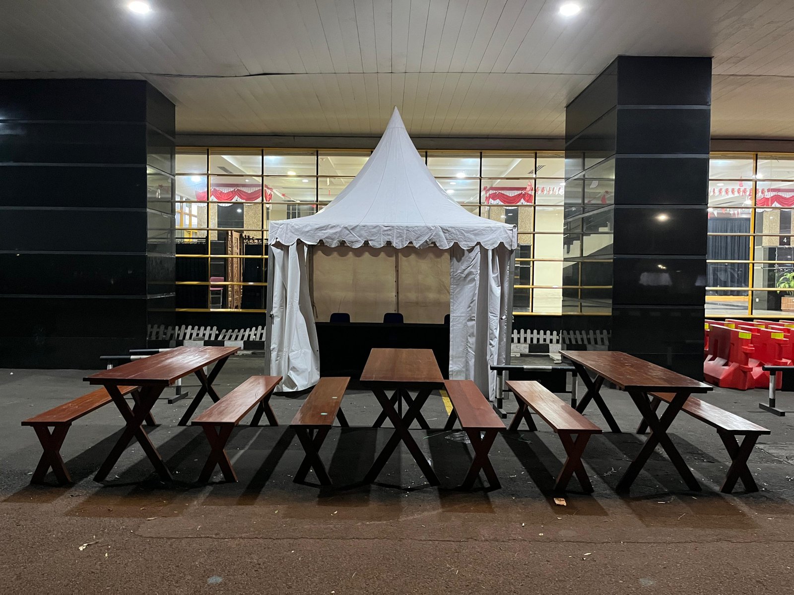 Sewa Tenda di Grand Galaxy Convention Hall | Rental Jabodetabek by Gaharu Production