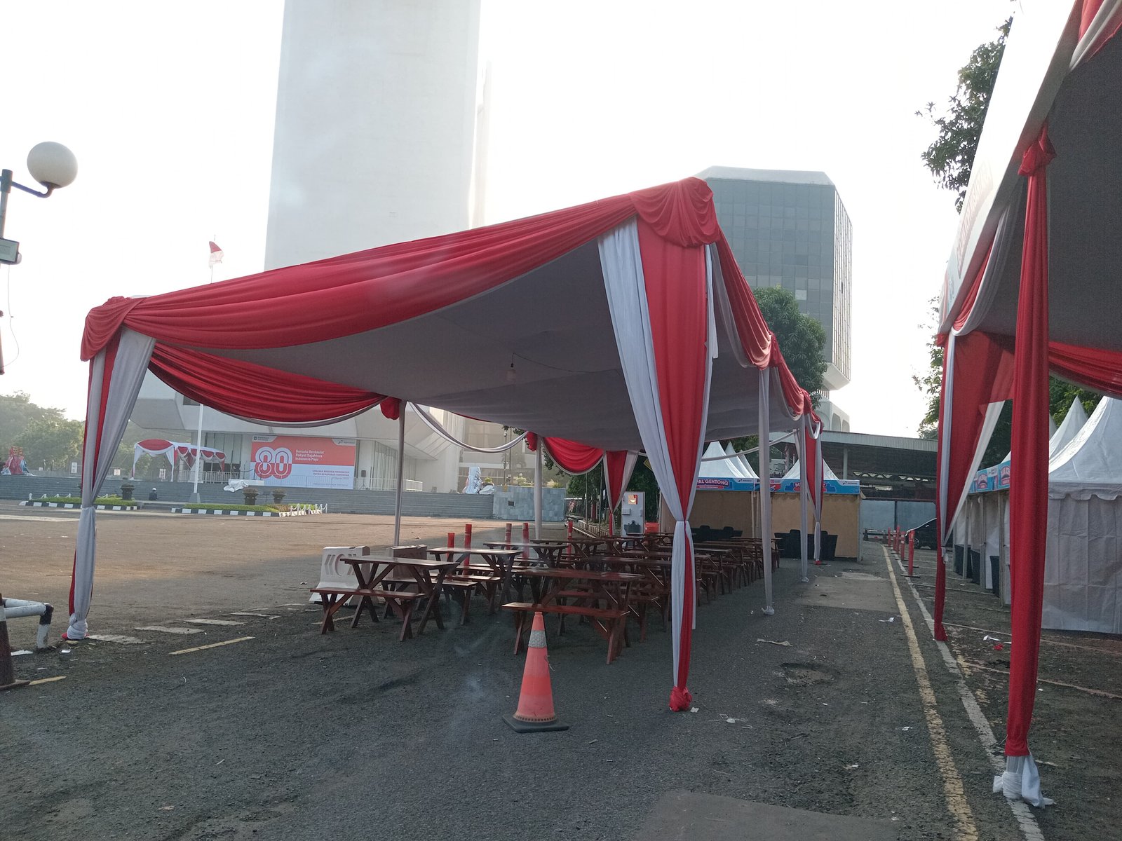 Sewa Tenda di Setu Tangerang Selatan | Rental Jabodetabek by Gaharu Production