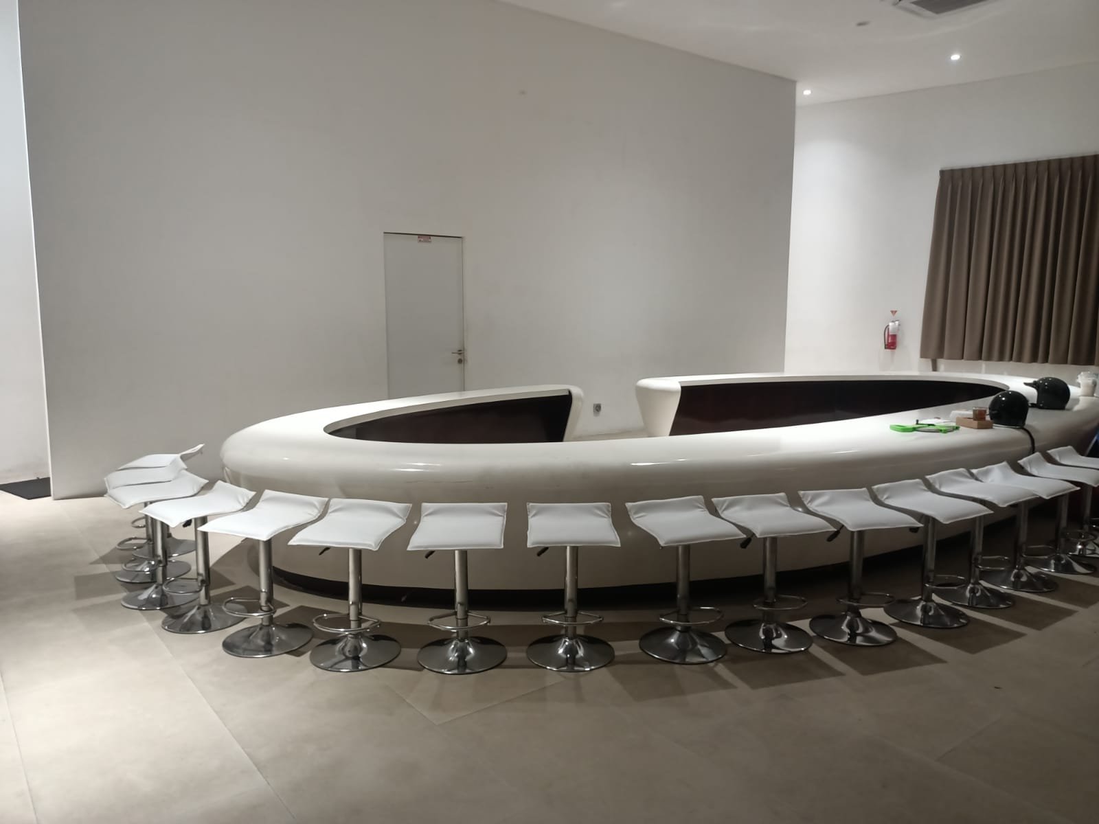 Sewa Barstool & Kursi Palmerah Jakarta Barat