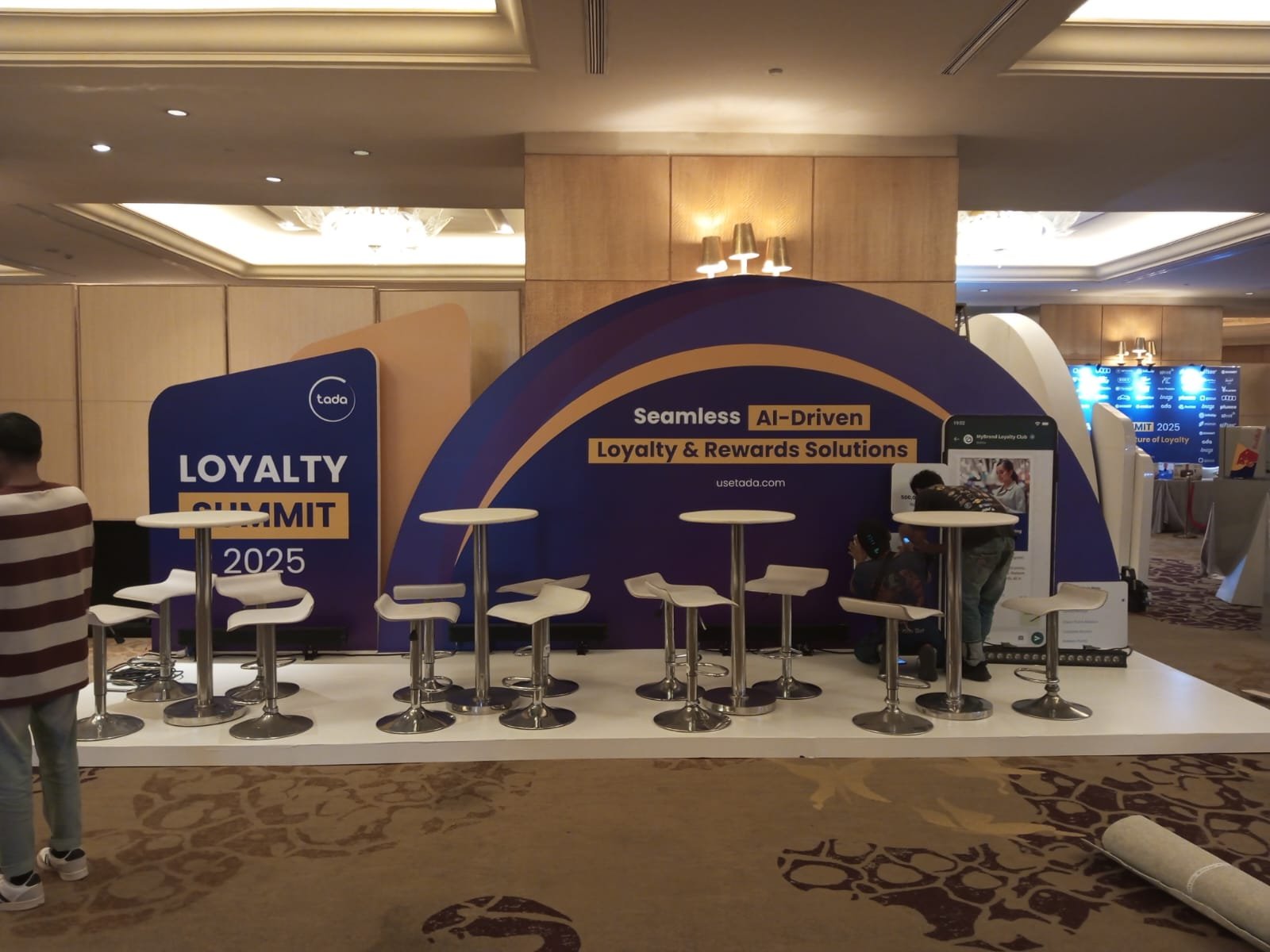 Sewa Barstool & Kursi Tapos Depok — Bersama Rental Jabodetabek by Gaharu Production