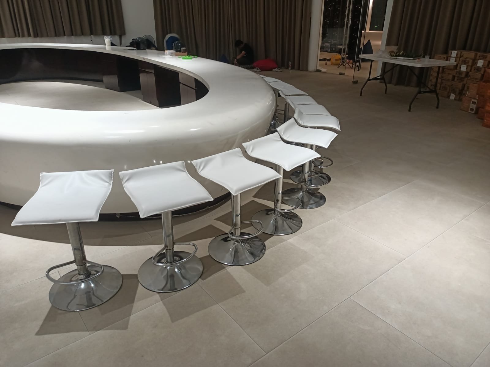 Sewa Barstool & Kursi Neglasari Kota Tangerang — Bersama Rental Jabodetabek by Gaharu Production