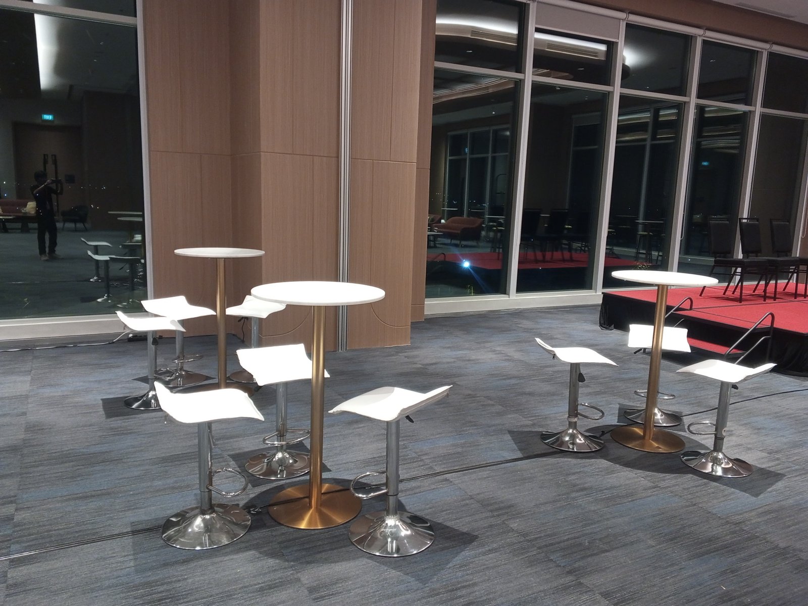 Sewa Barstool & Kursi Pondok Aren Tangerang Selatan — Bersama Rental Jabodetabek by Gaharu Production