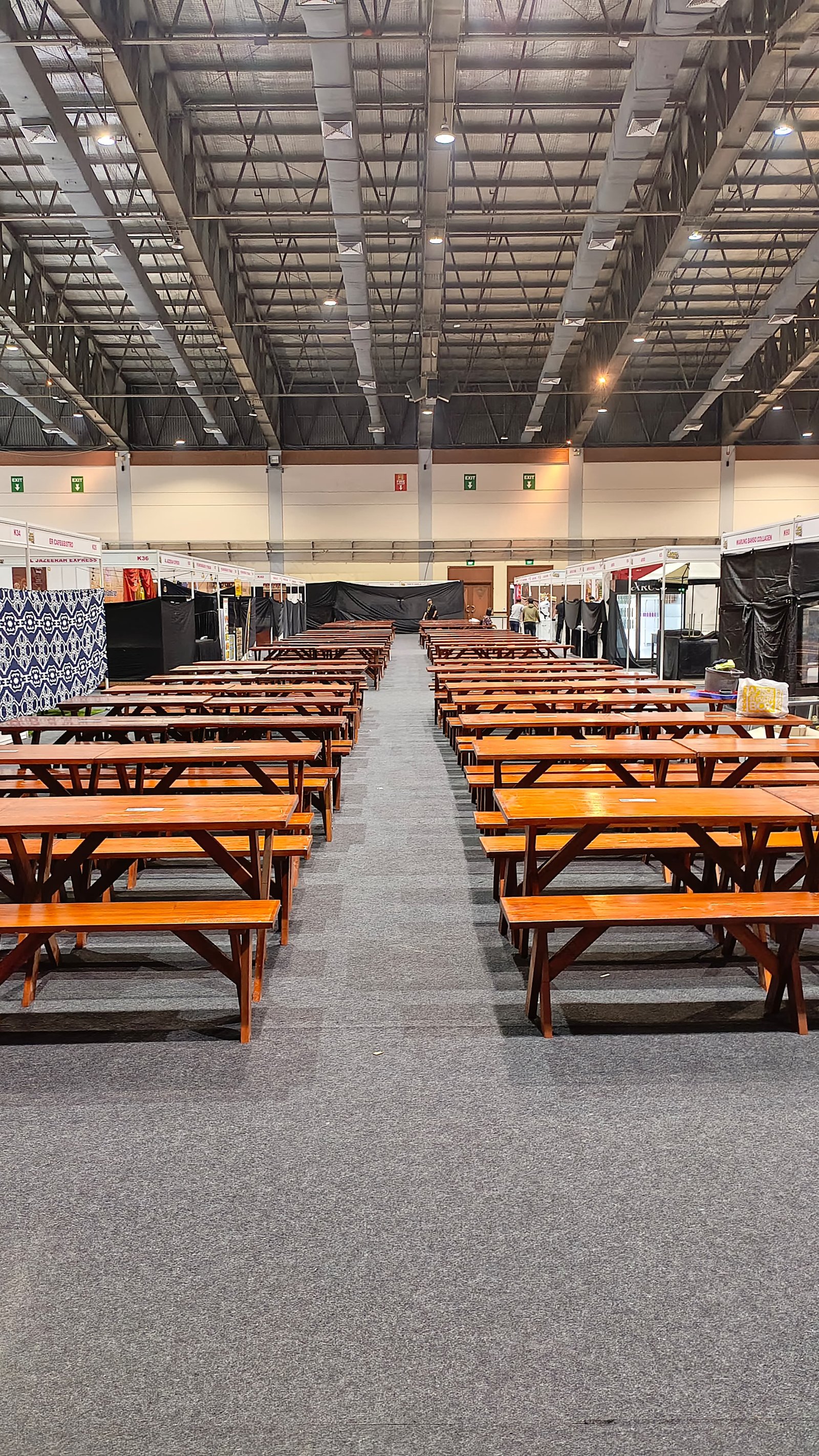 Sewa Kursi & Meja Taman Set Hotel-Mall Hybrid Venues Jabodetabek | Rental Jabodetabek by Gaharu Production