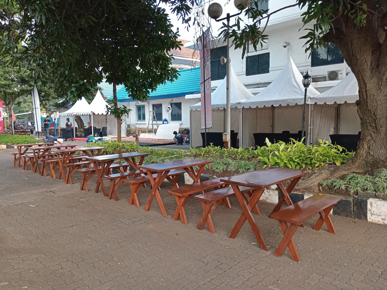 Sewa Kursi & Meja Taman Set Swiss-Belhotel Pondok Indah – Jakarta Selatan