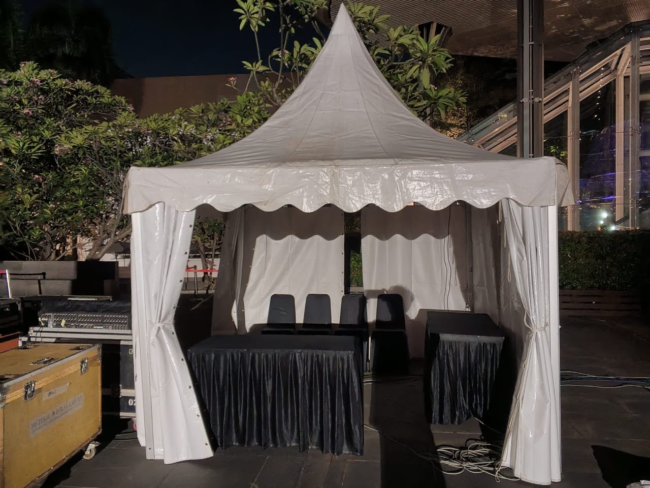 Sewa Tenda Sarnavil di QBIG Outdoor Area BSD